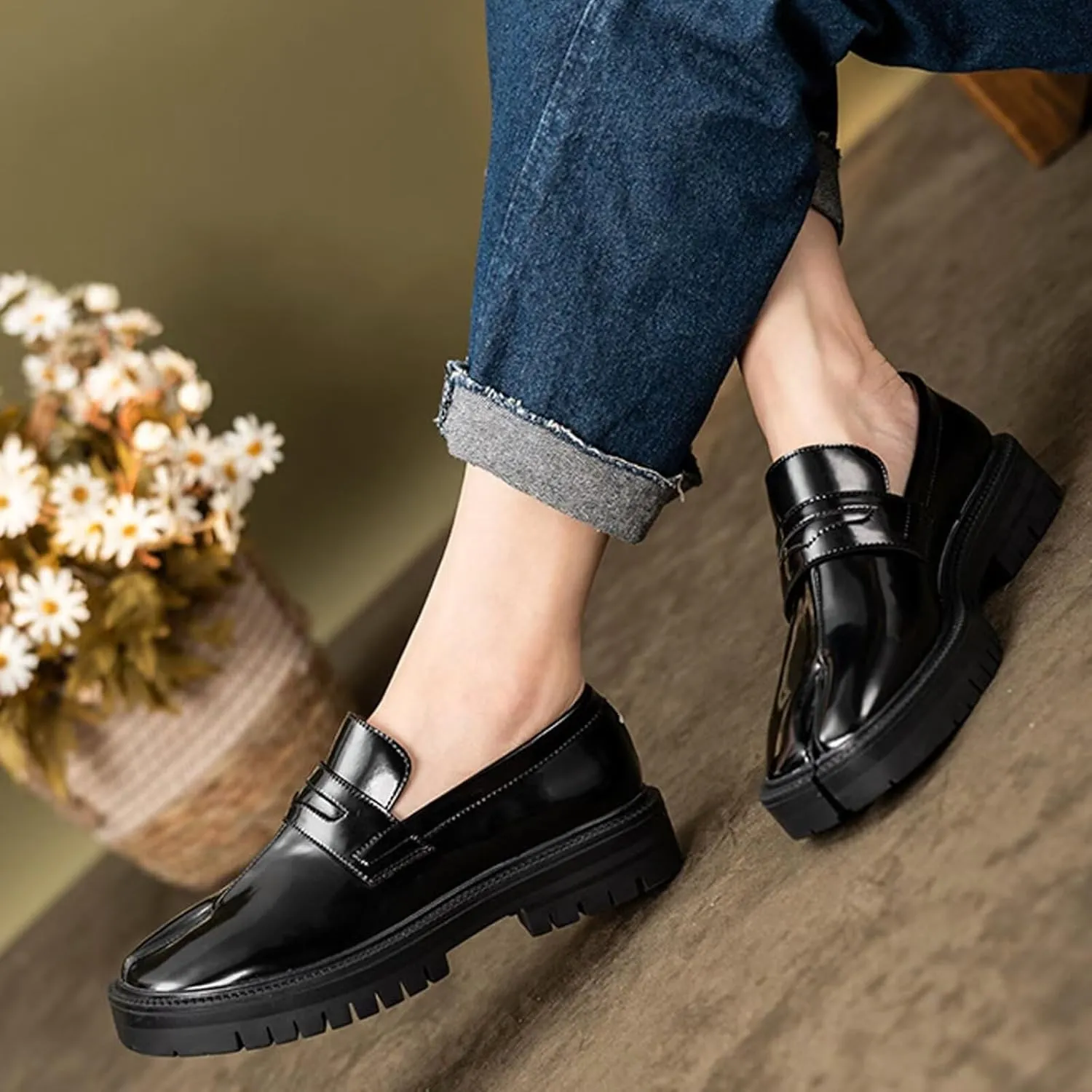 Agodor Women Split Toe Tabi Shoes Mary Janes Platform Patent Chunky Heeled Loafers Lace Up Uniform Dress Shoes