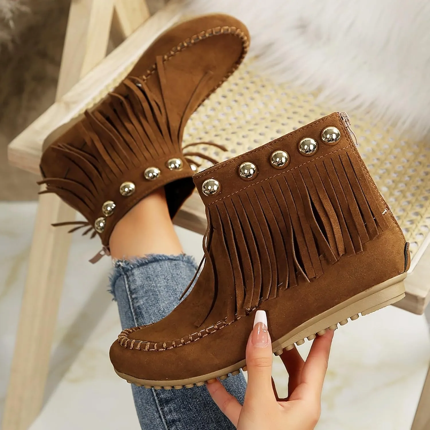 Ankle Boots for Women Low Heel Moccasins Fringe Retro Suede Leather Tassel Studded Moccasins Comfy Non Slip Shoes