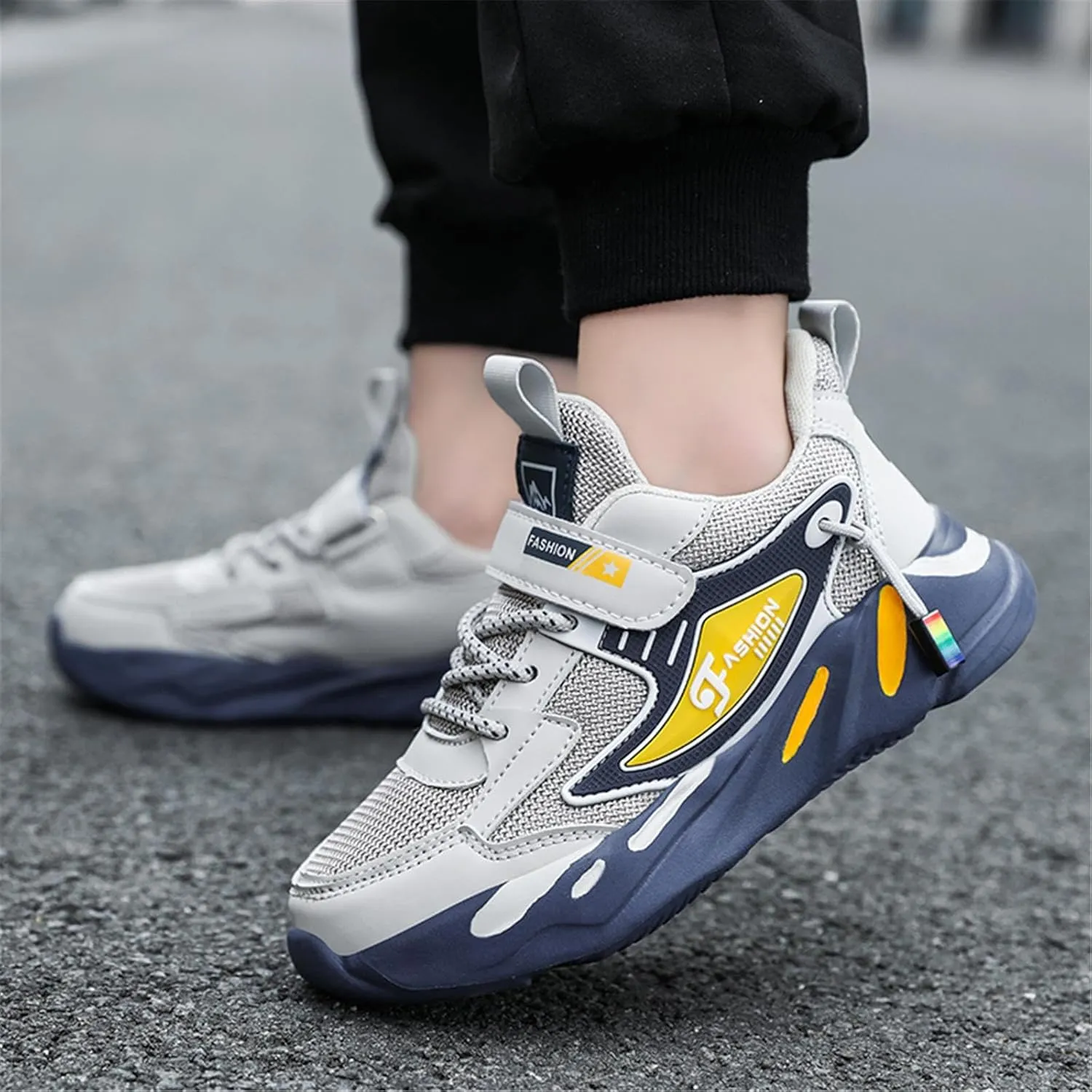 Boys Girls Shoes Lightweight Breathable Running Tennis Athletic Kids Sneakers