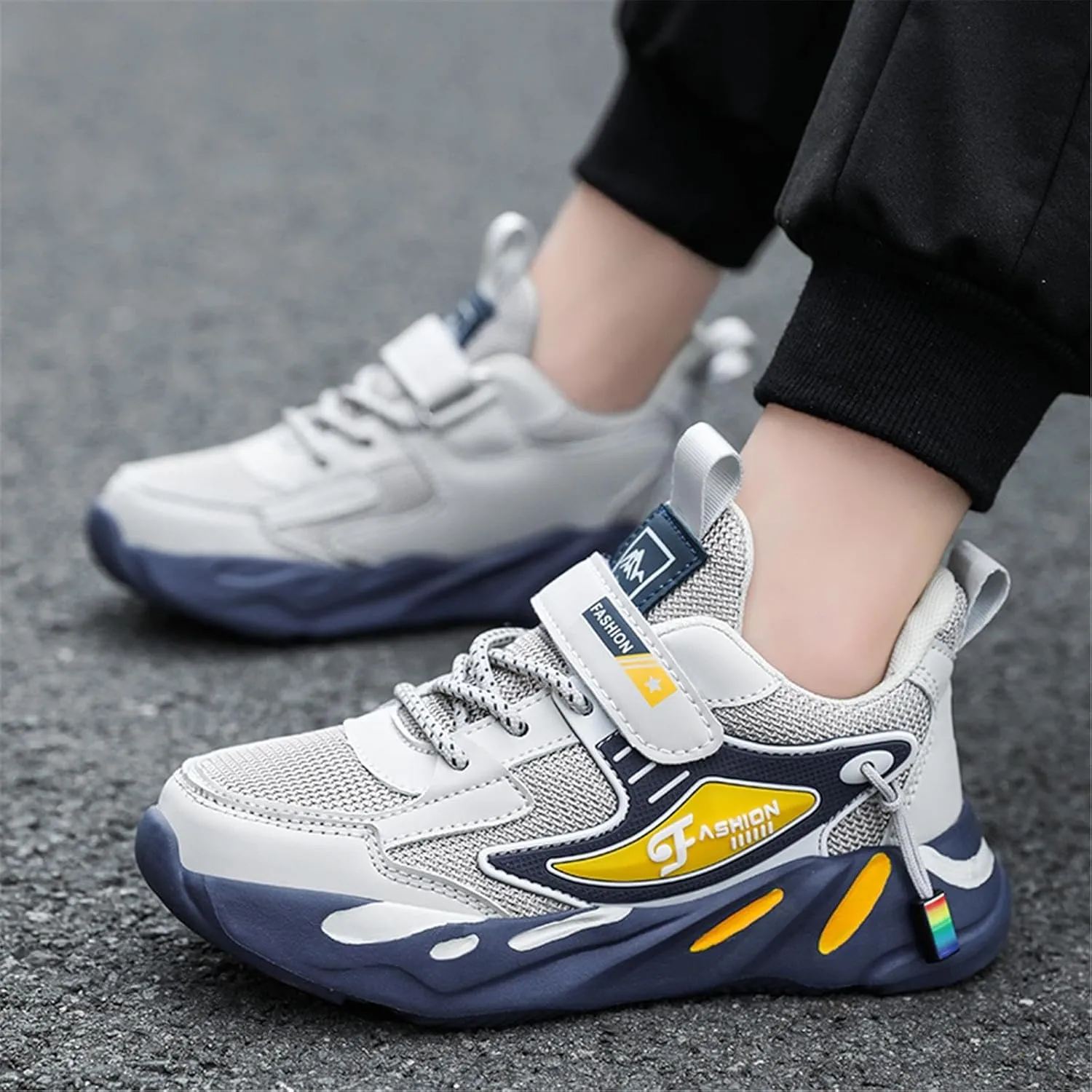 Boys Girls Shoes Lightweight Breathable Running Tennis Athletic Kids Sneakers