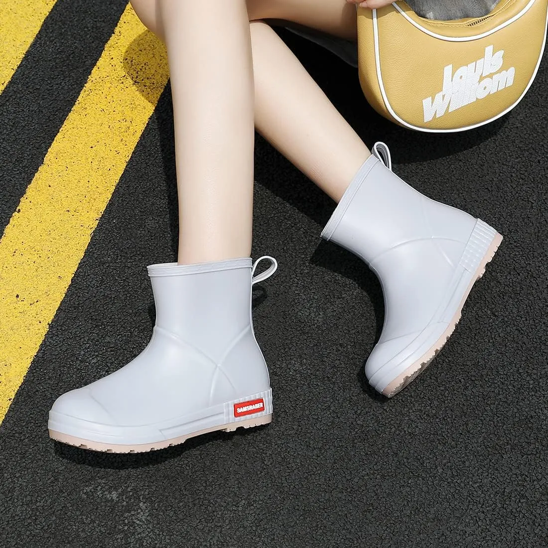 HSBDNZQ Rain Boots for Women, Lightweight Warm Waterproof Rain Boots, Anti-Slipping Garden Boots Soft and Durable, Chelsea Rain Boots with Comfortable Insoles for Outdoor