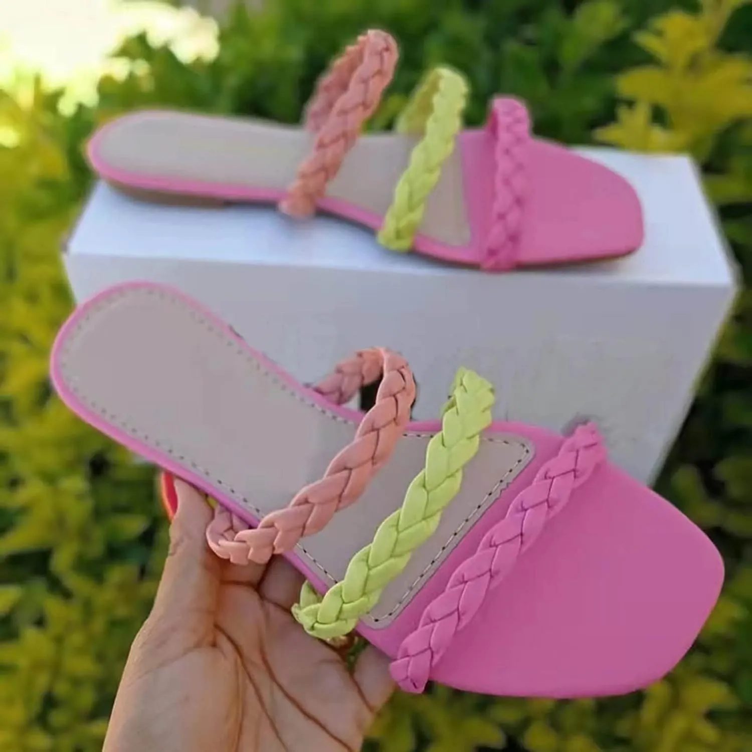 New Hot 2025 Slides Braided Straps Flat Sandals for Women Slip-On Dressy Sandal Summer Beach Slippers Casual Footwear