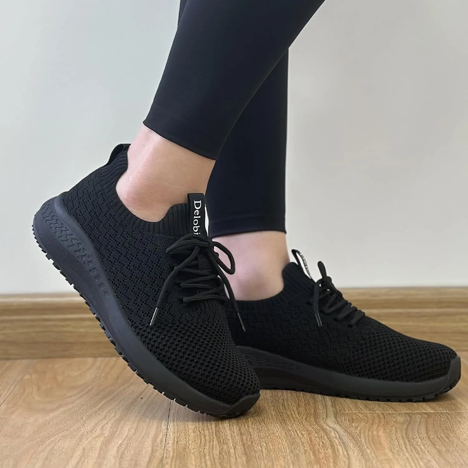 Non Slip Shoes for Women Food Service Work Shoes Restaurant Slip Resistant Hospital Walking Sneakers Breathable Lightweight Lace Up Shoes