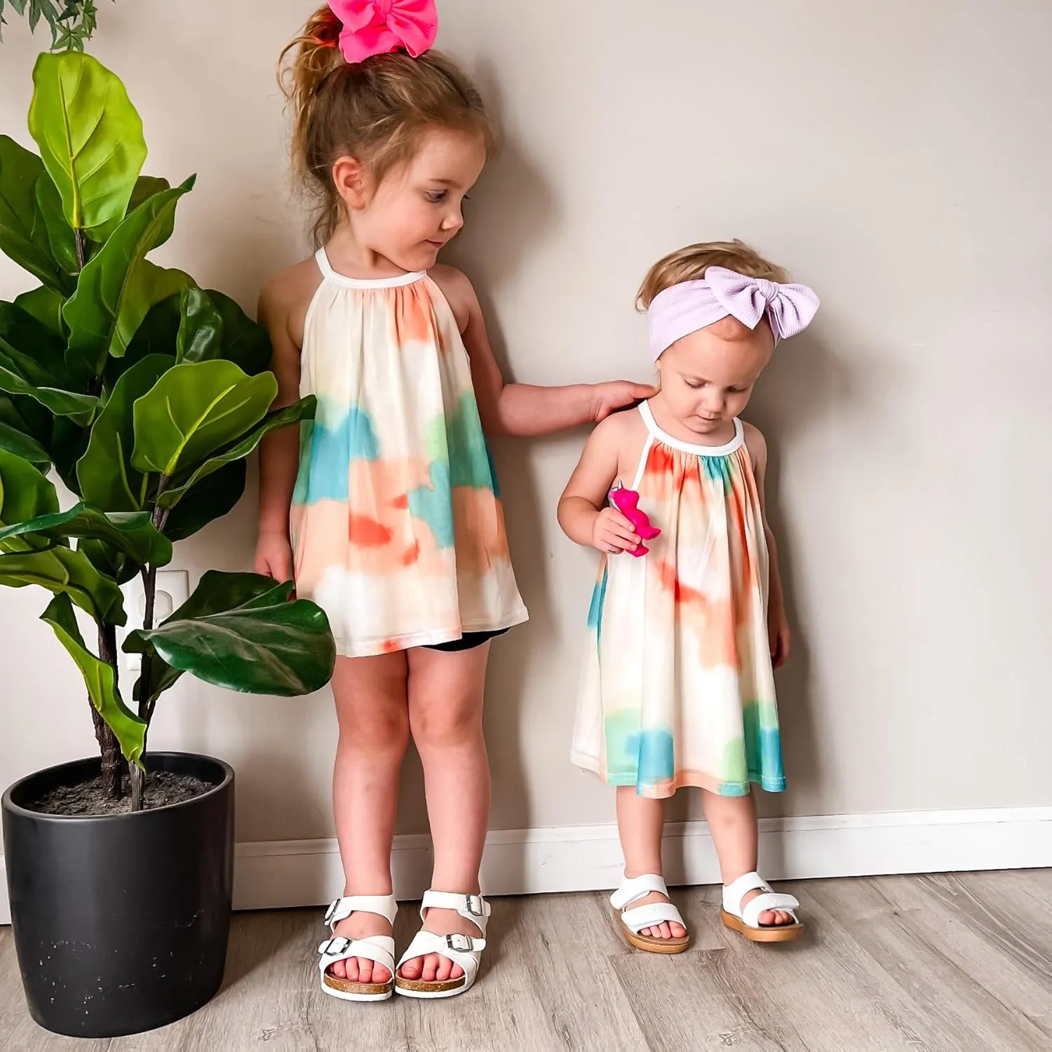 Trary Girls Sandals Open Toe Casual Summer Shoes with Cork Footbed Comfortable Flat Sandals for Little Kids