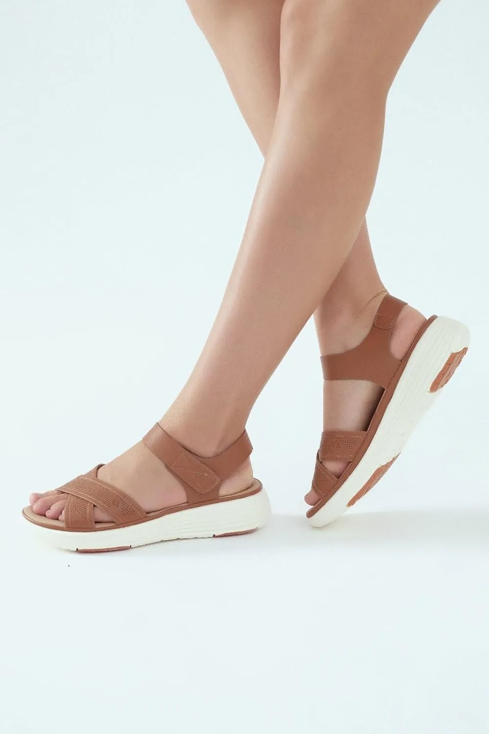 UBFEN Womens Platform Sandals Comfortable Lightweight Walking Ankle Strap Casual Low Wedge Sandals