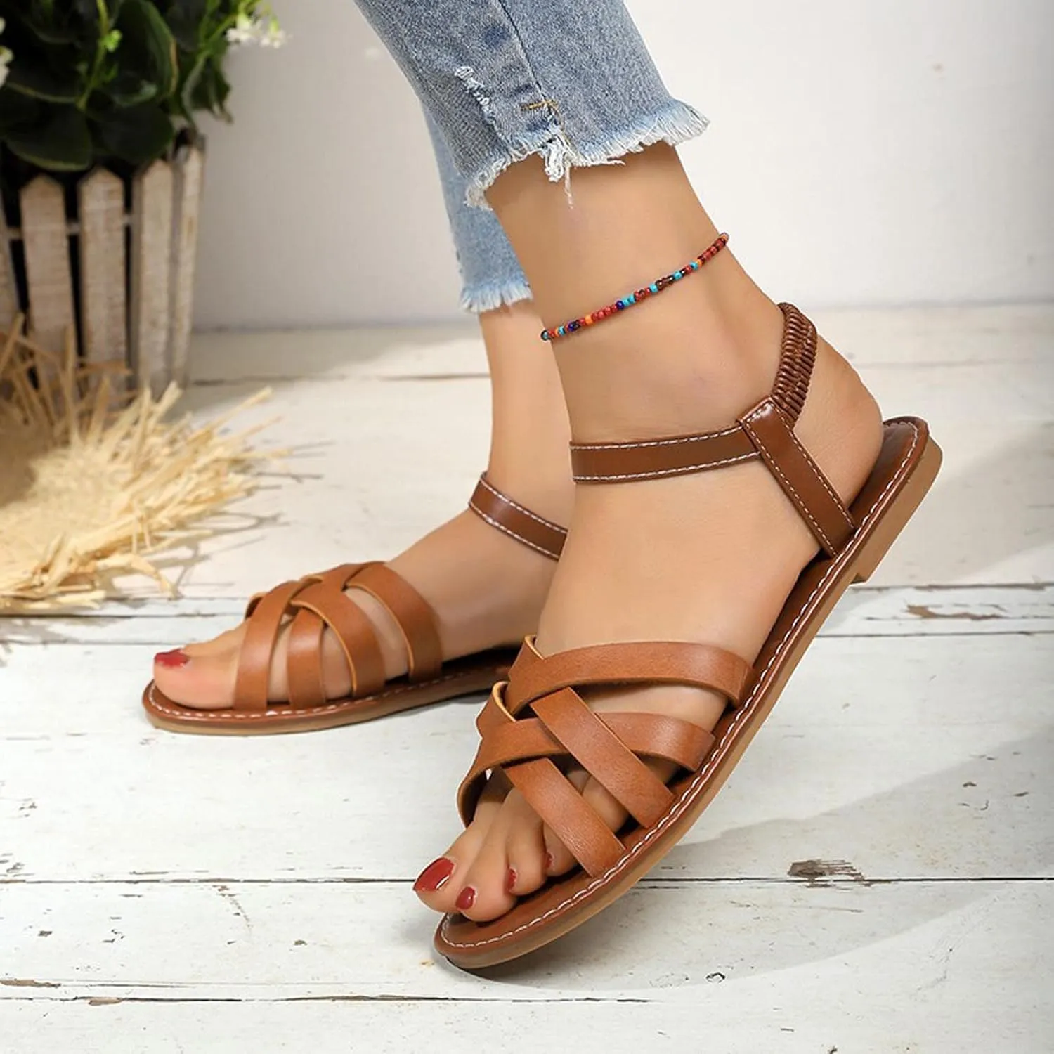 Women's Flat Sandals with Crisscross Straps Comfortable Open Toe Beach Elastic Strap Sandal Casual Summer Footwear