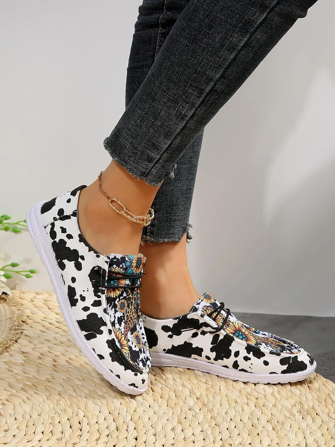 Women's Milky Cow Print Slip-On Loafers - Lightweight Comfortable Casual Shoes with Elastic Laces, Foam Outsole, Orthotic Walking Shoes for Daily Wear, US 6-10