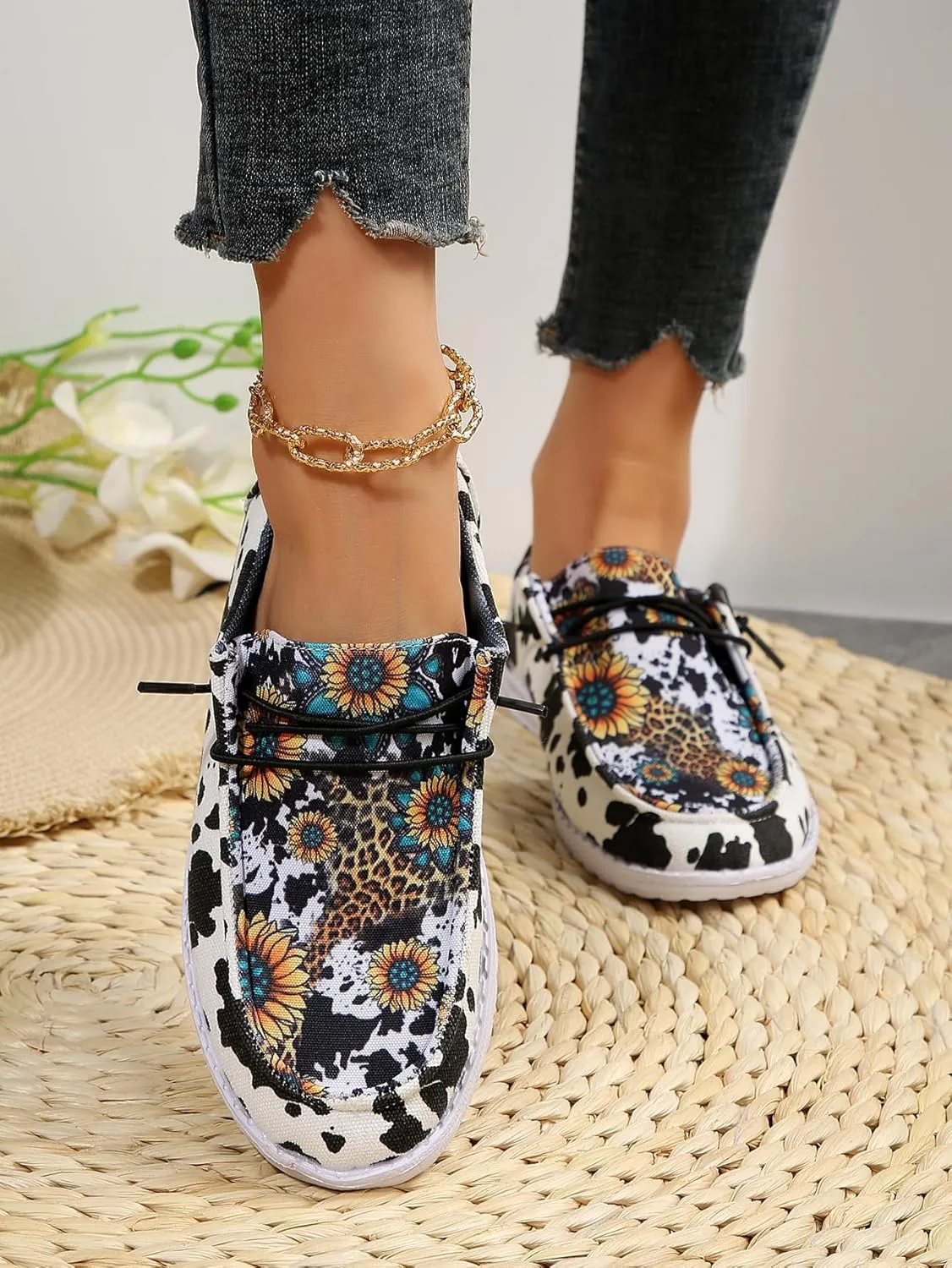 Women's Milky Cow Print Slip-On Loafers - Lightweight Comfortable Casual Shoes with Elastic Laces, Foam Outsole, Orthotic Walking Shoes for Daily Wear, US 6-10